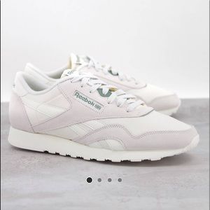 Reebok Classic Sneakers